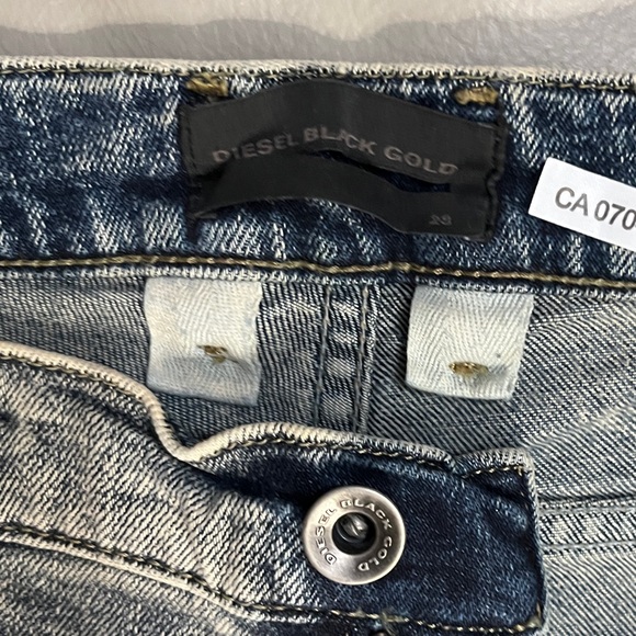 NWT -Diesel Black Gold Women’s Distressed Slim Skinny Jeans - Made in Italy - 28 - Picture 9 of 11